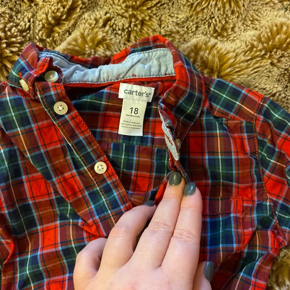 Bundle of Carters 18 month grey corduroys and 2 long sleeve button down onesies - Picture 8 of 9